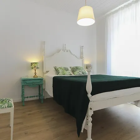 Apartment Graca Vintage By Homing Lisbon